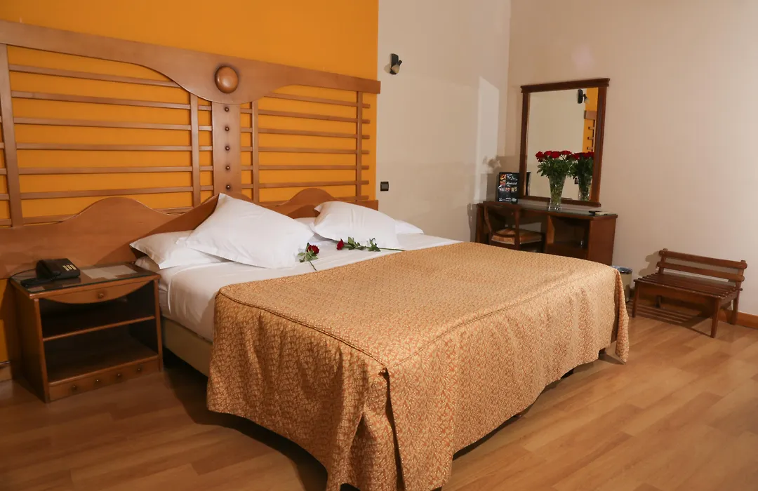 Hotel Rembrandt-1